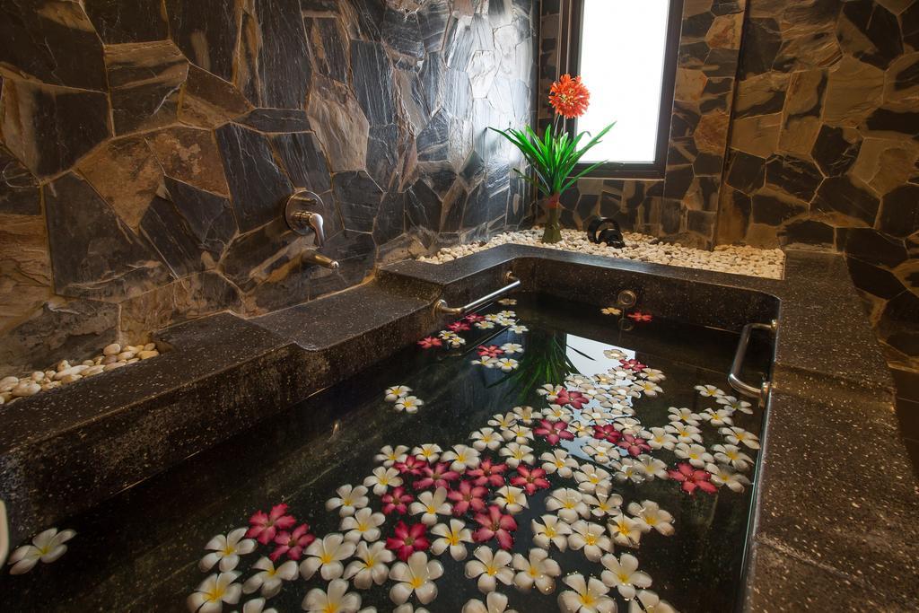 The Privacy Beach Resort & Spa Sam Roi Yot Esterno foto